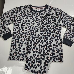 Girls Grey & Pink Leopard Print Pajama Set Size Large L 10/12